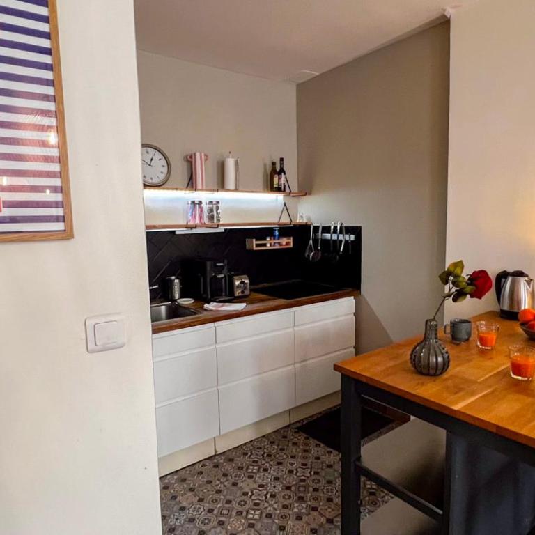AC - WiFi - Bright accommodation in hypercenter - Appartement 1 Chambre - 16