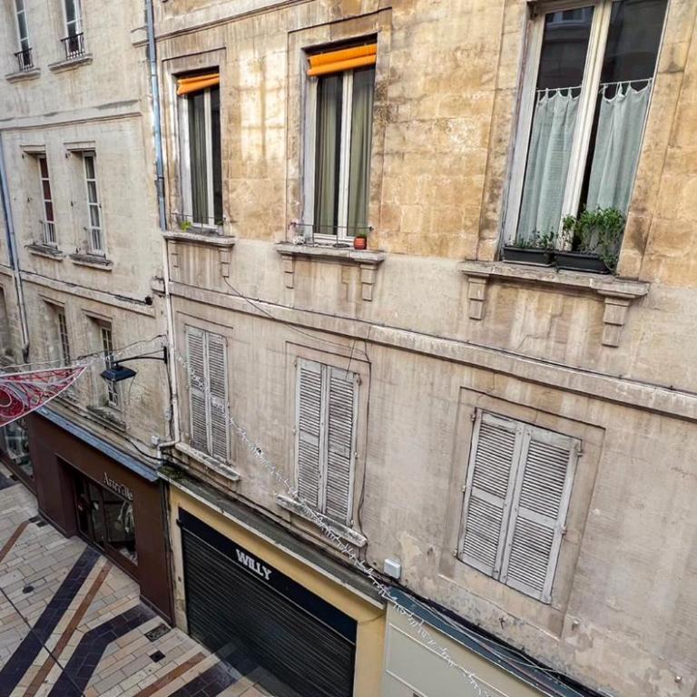 AC - WiFi - Bright accommodation in hypercenter - Appartement 1 Chambre - 3