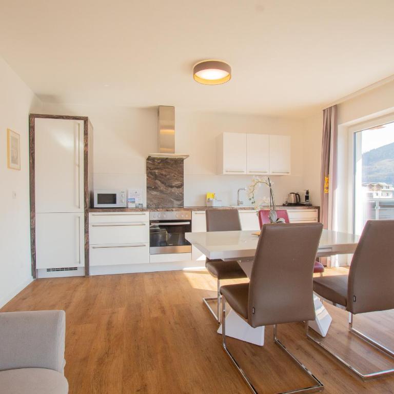 Panorama Apartments - Steinbock Lodges - Apartment mit 1 Schlafzimmer sowie Berg- und Seeblick - 1