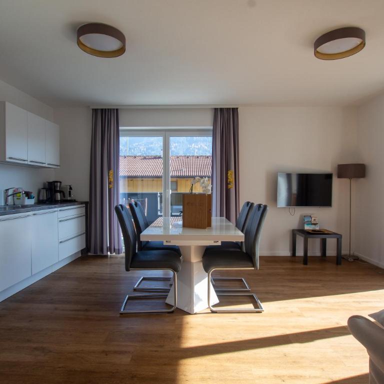 Panorama Apartments - Steinbock Lodges - Apartment mit 1 Schlafzimmer sowie Berg- und Seeblick - 19