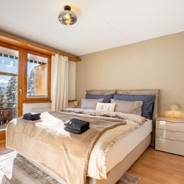 A&Y Alpenchique Apartment Davos - Apartment mit 3 Schlafzimmern und Bergblick - 2