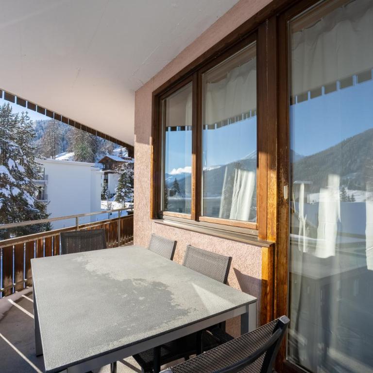 A&Y Alpenchique Apartment Davos - Apartment mit 3 Schlafzimmern und Bergblick - 19
