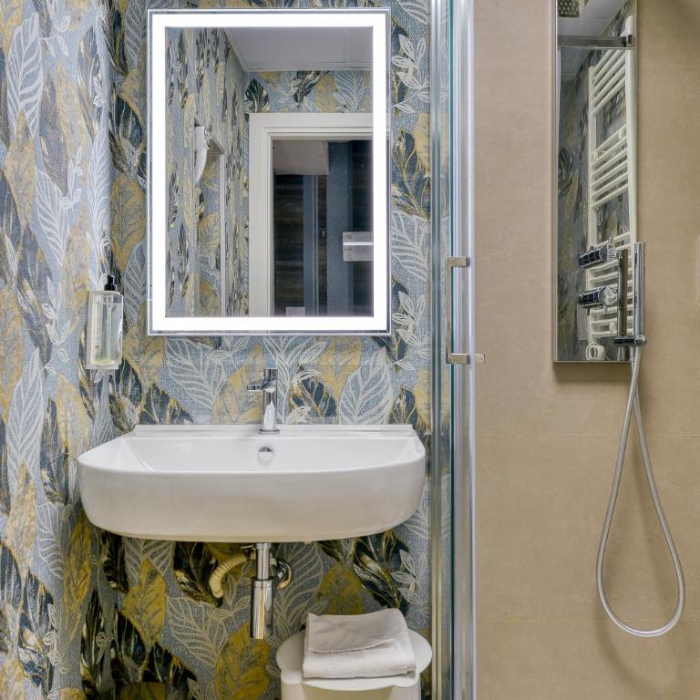 ROME'S GLORIA HOTEL - Deluxe Doppelzimmer - 6