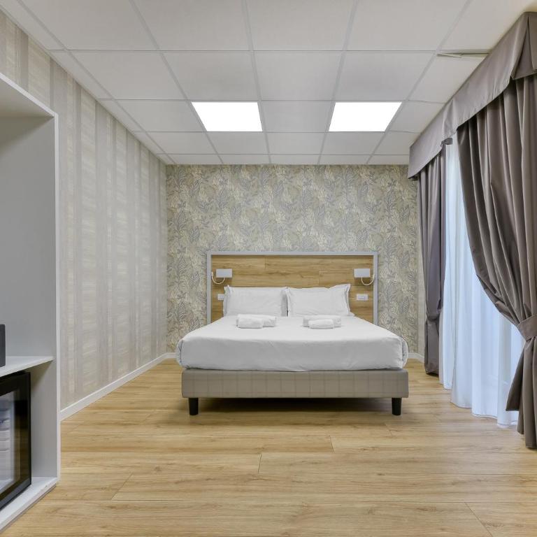 ROME'S GLORIA HOTEL - Zimmer mit Queensize-Bett - 7