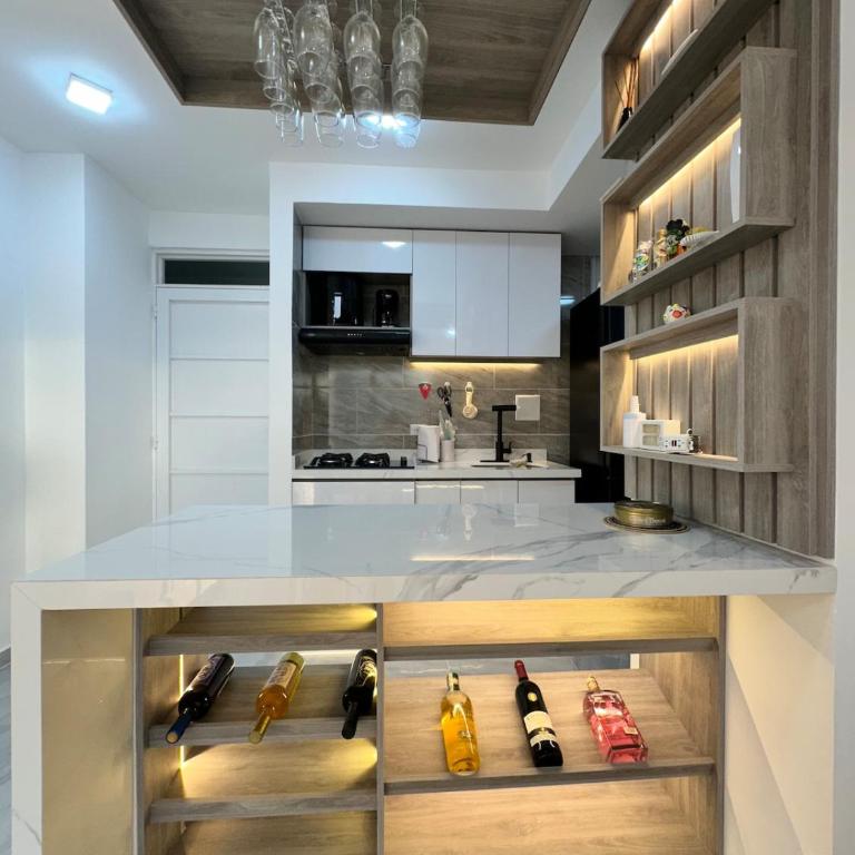 Moderno Apartamento con piscina Villavo Relax - Three-Bedroom Apartment - 25