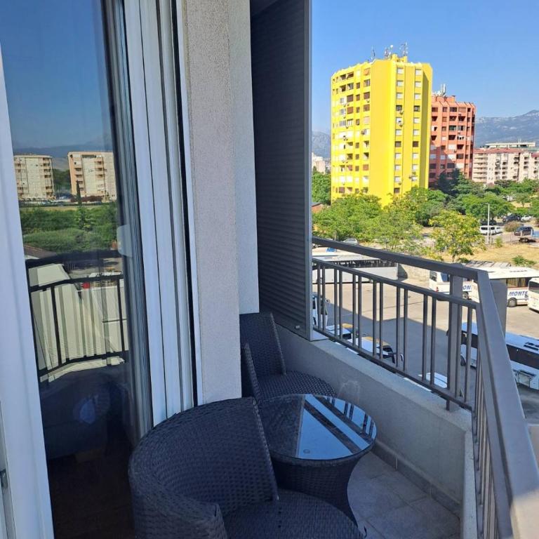 Sunny Corner Apartment - Obiteljski apartman sa dvije spavaće sobe s pogledom - 2