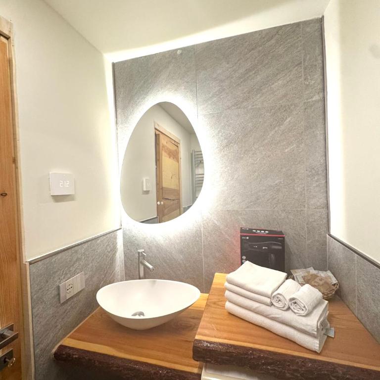 Cesa Balzan - Appartamento Deluxe con 2 Camere da Letto e Balcone - 6