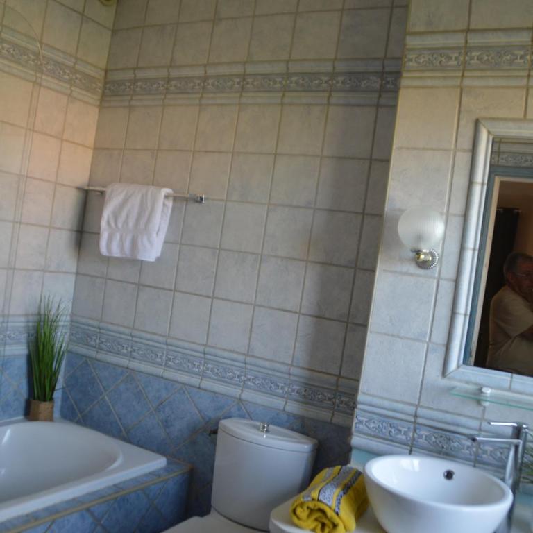 maison collioure - Three-Bedroom Vacation Home - 25
