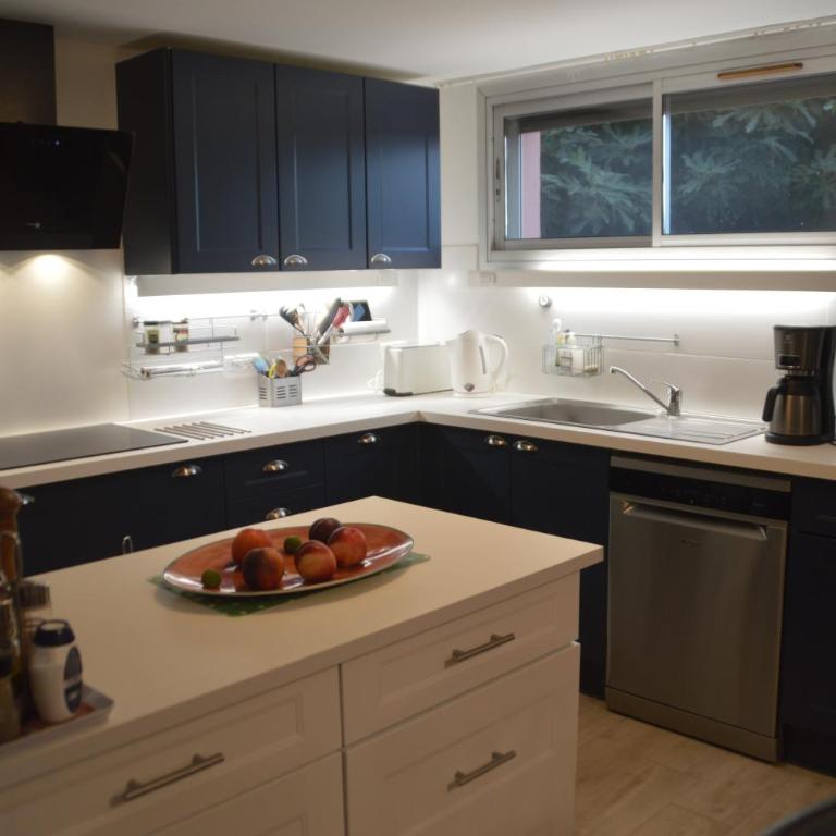 maison collioure - Three-Bedroom Vacation Home - 7