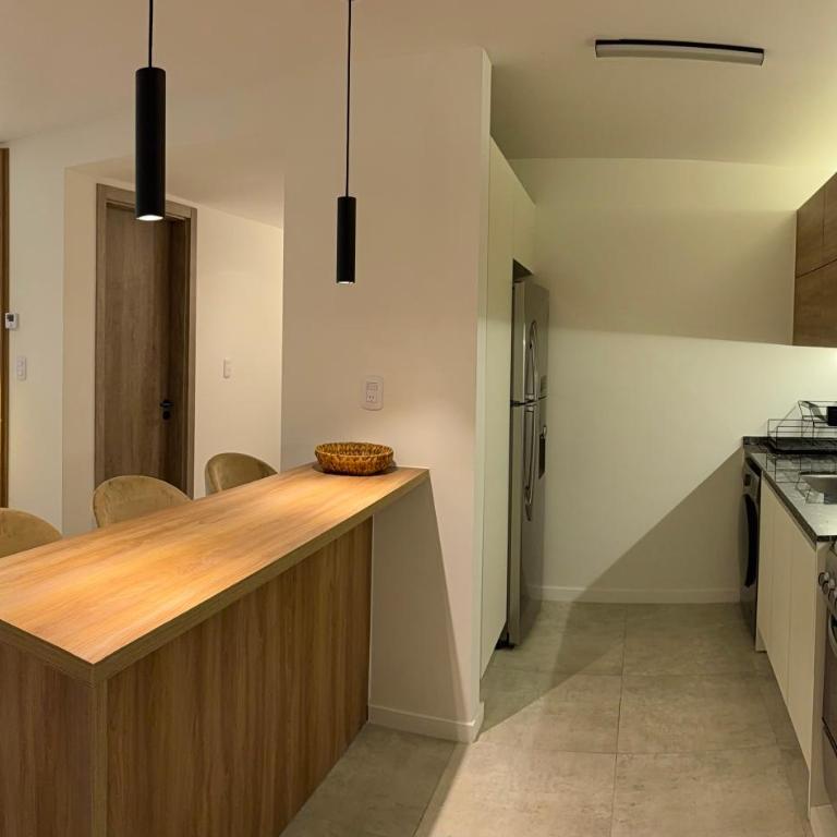 Departamento moderno pleno centro con pileta y cochera privada - Apartamento de 1 dormitorio - 8