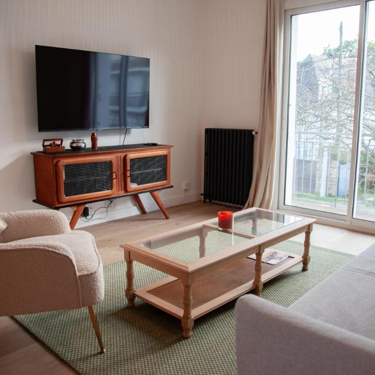 Grand appartement moderne Terrasse 6 à 8 voyageurs Hyper Centre - Apartamento de 3 dormitorios - 14