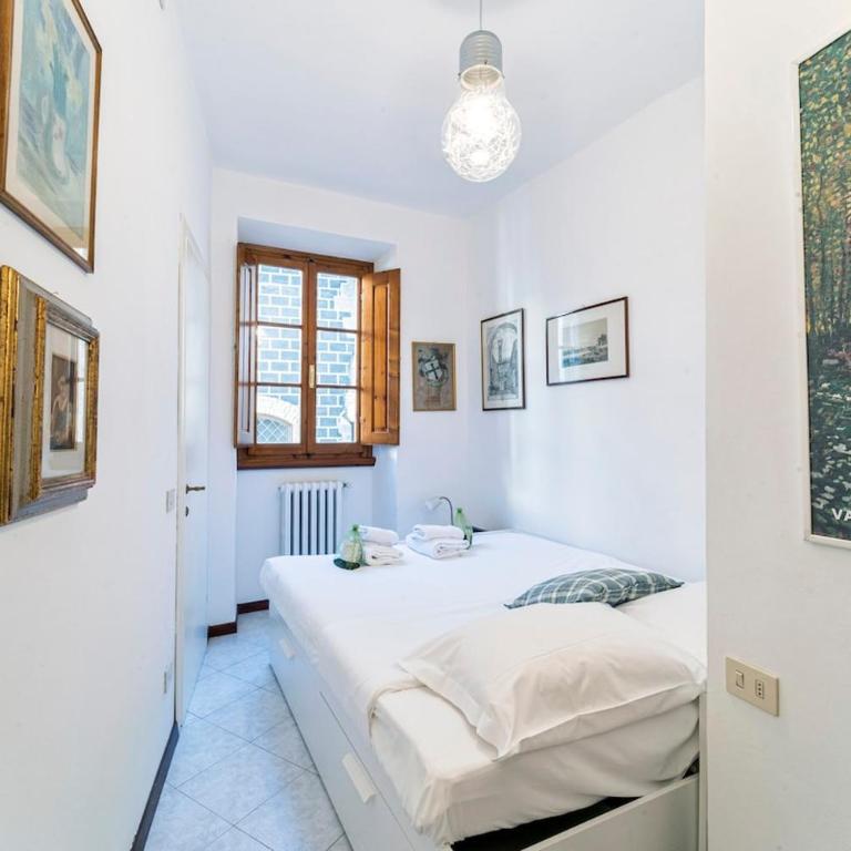 UNYCA - Uffizi Museum Apartment in Florence - Appartamento con 2 Camere da Letto e con Vista - 11