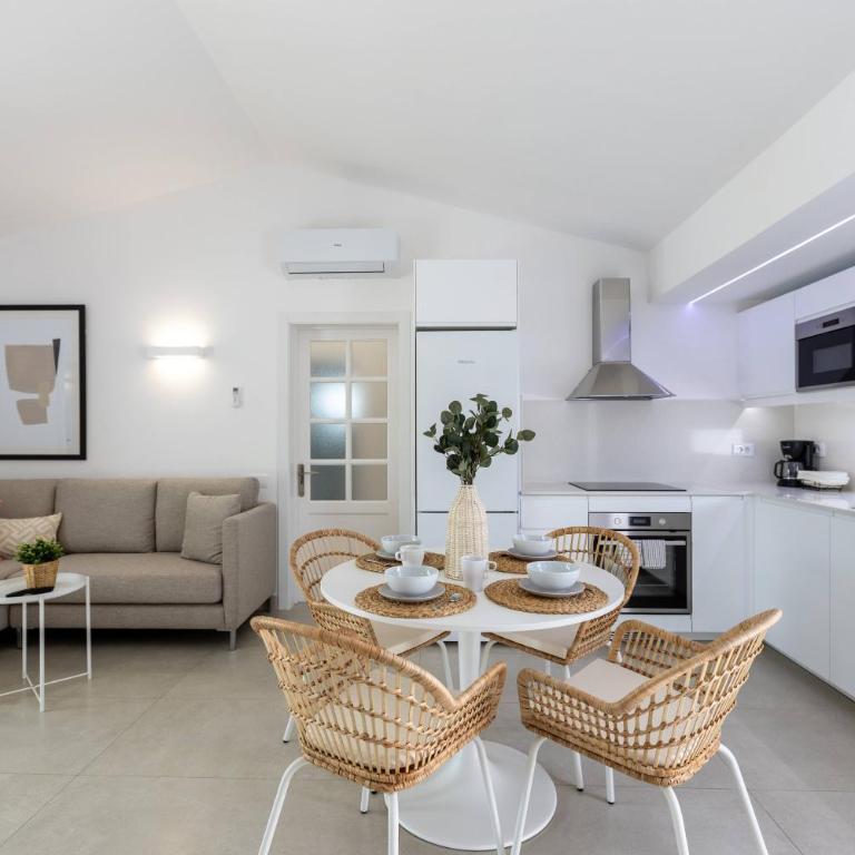 Bungalow con piscina en Maspalomas LC1 - Three-Bedroom Apartment - 12