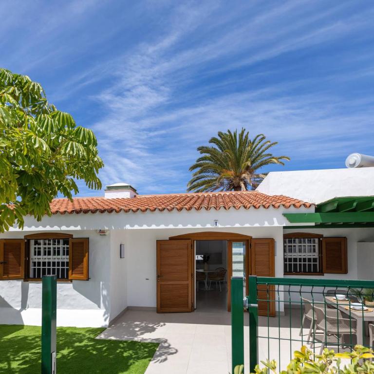 Bungalow con piscina en Maspalomas LC1 - Three-Bedroom Apartment - 23