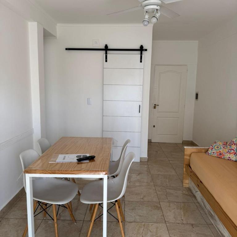 Dpto céntrico - Apartamento de 1 dormitorio - 5