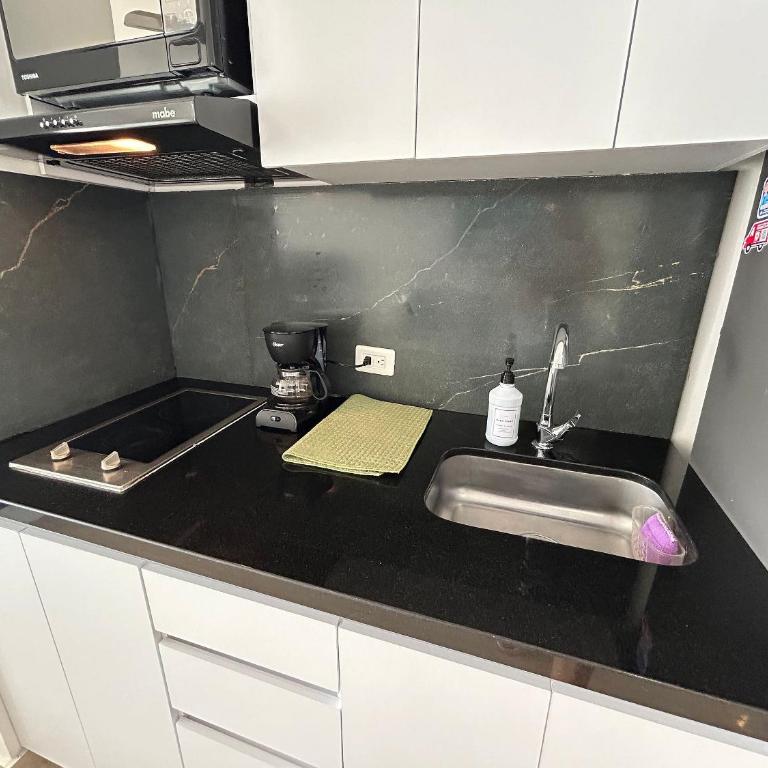 Cartagena Beach Resort - Apartamento de 1 dormitorio con balcón y vistas al mar - 2