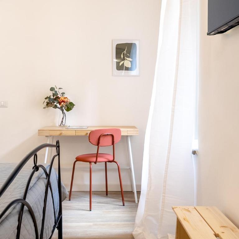 Affittacamere Work & Stay - Camera Matrimoniale con Bagno Privato - 7