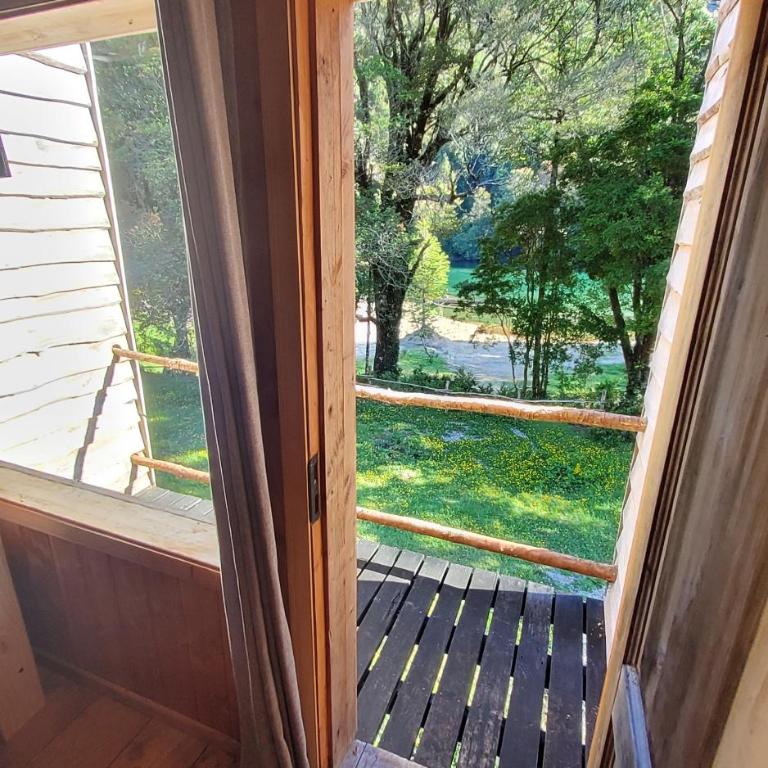 Salvatierra Lodge - Triple Room with Private Bathroom - 5