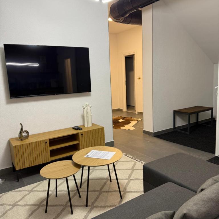 Nivalis Residence - Three-Bedroom Apartment - 13