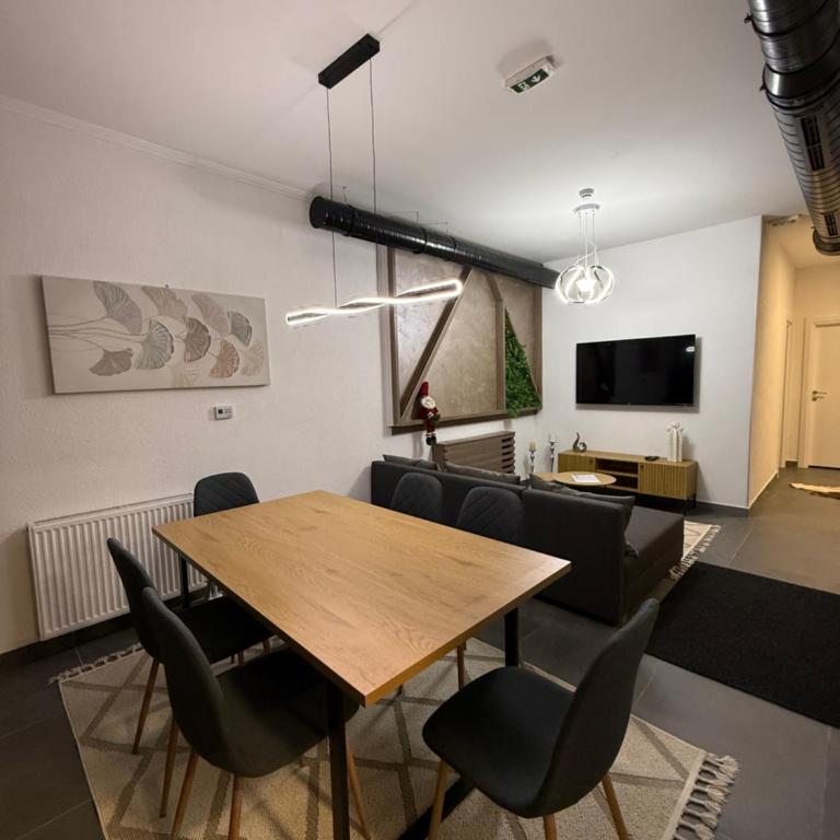 Nivalis Residence - Three-Bedroom Apartment - 14