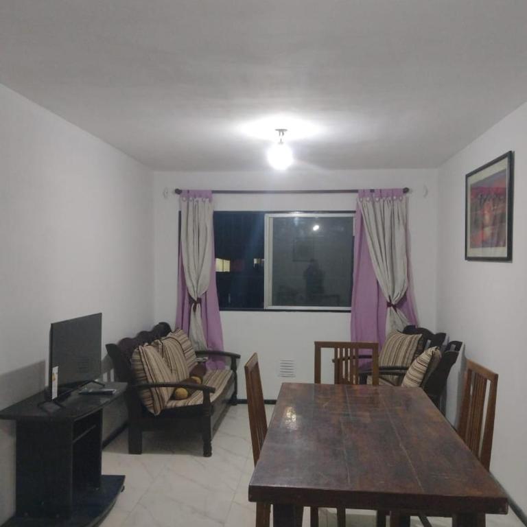 Mendoza - Three-Bedroom Apartment - 11