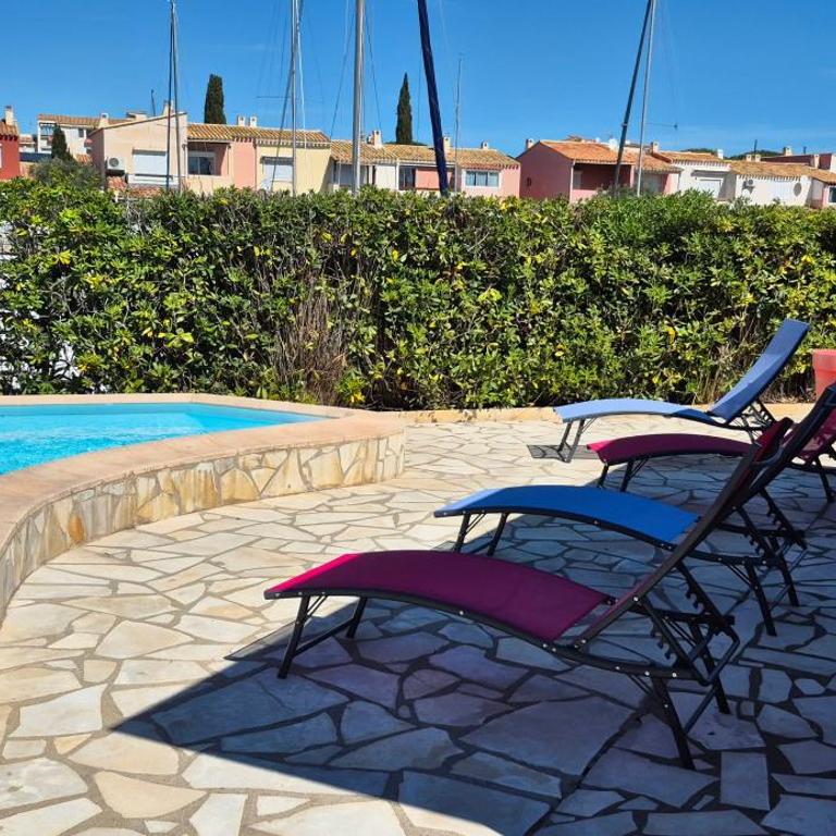 Villa sur l'ile des marinas avec piscine, parking et ponton privé - Villa con 2 Camere da Letto - 27