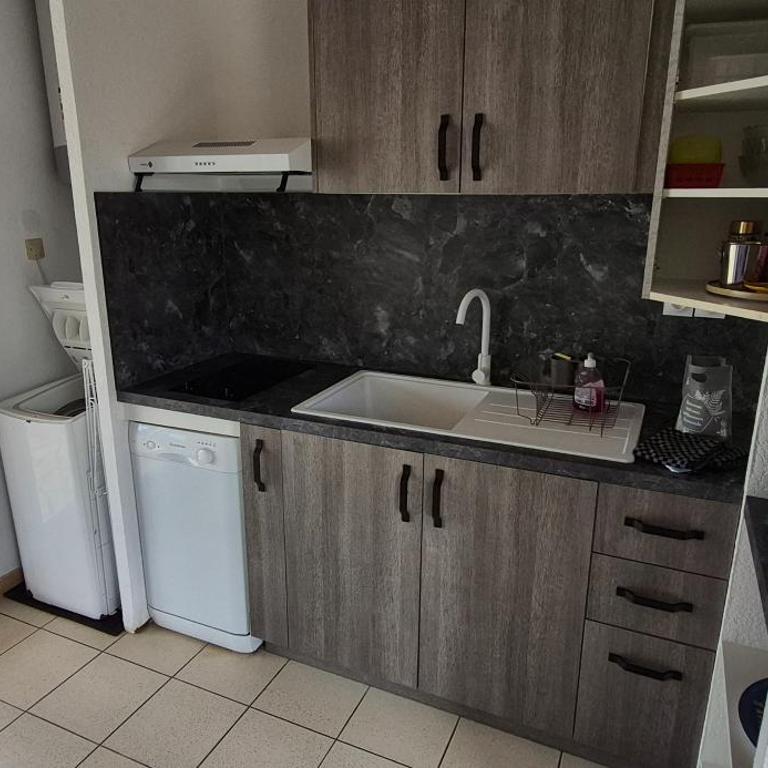Villa sur l'ile des marinas avec piscine, parking et ponton privé - Villa con 2 Camere da Letto - 10