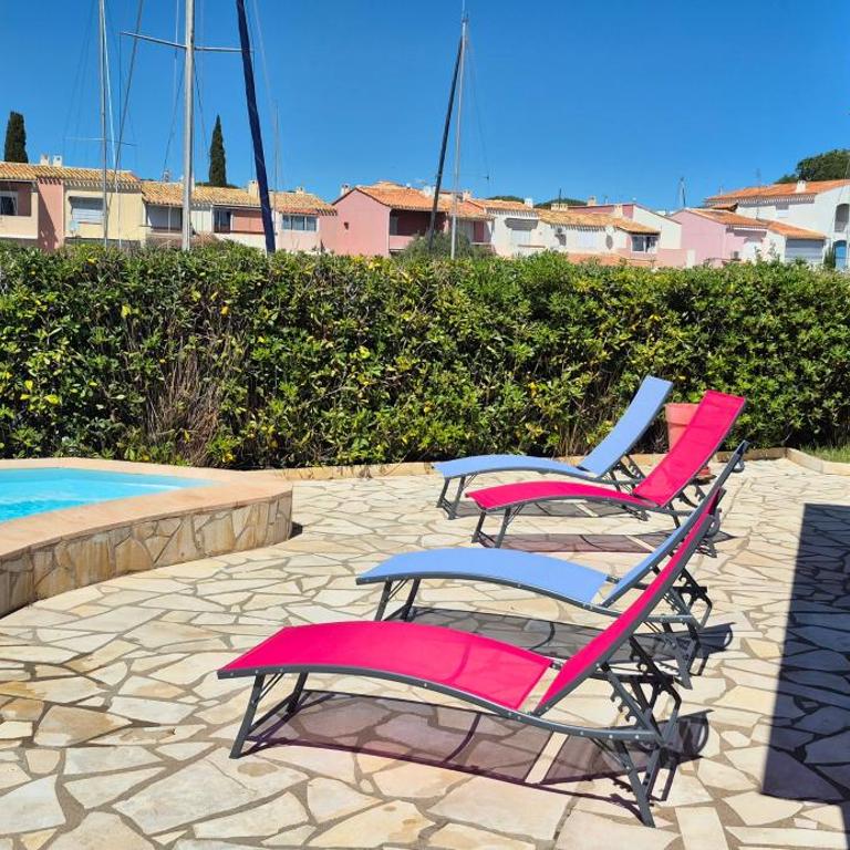 Villa sur l'ile des marinas avec piscine, parking et ponton privé - Villa con 2 Camere da Letto - 43