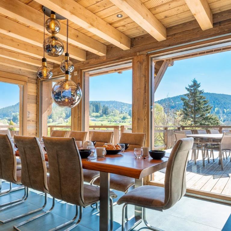 Chalet Aconit, terrasse panoramique avec jacuzzi et sauna - Chalet - 1