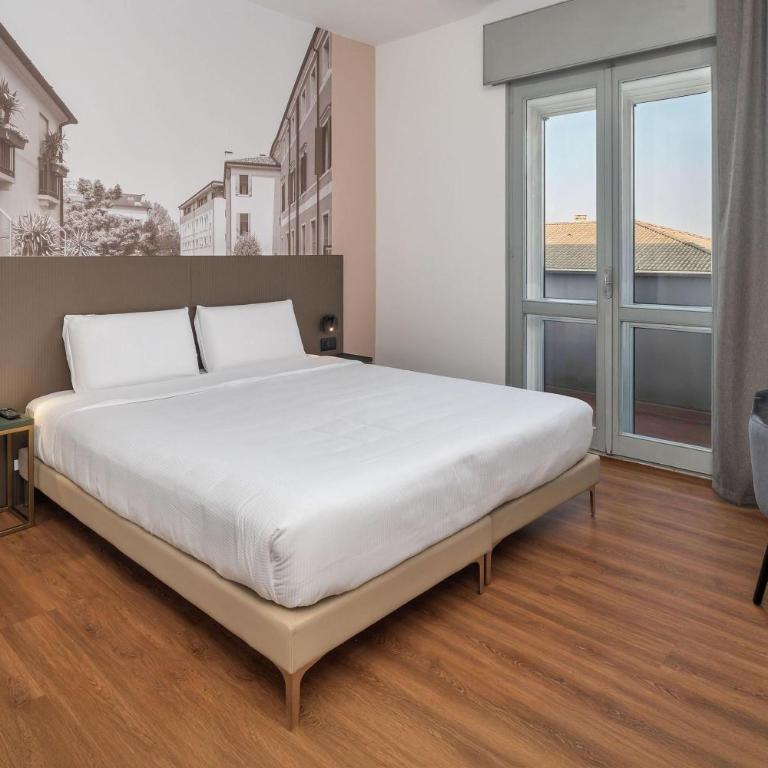 B&B HOTEL Treviso Al Fogher - Camera Superior Matrimoniale/Doppia con Letti Singoli con Terrazza - 1