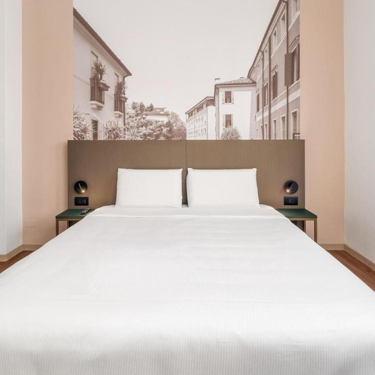 B&B HOTEL Treviso Al Fogher - Camera Superior Matrimoniale/Doppia con Letti Singoli con Terrazza - 3