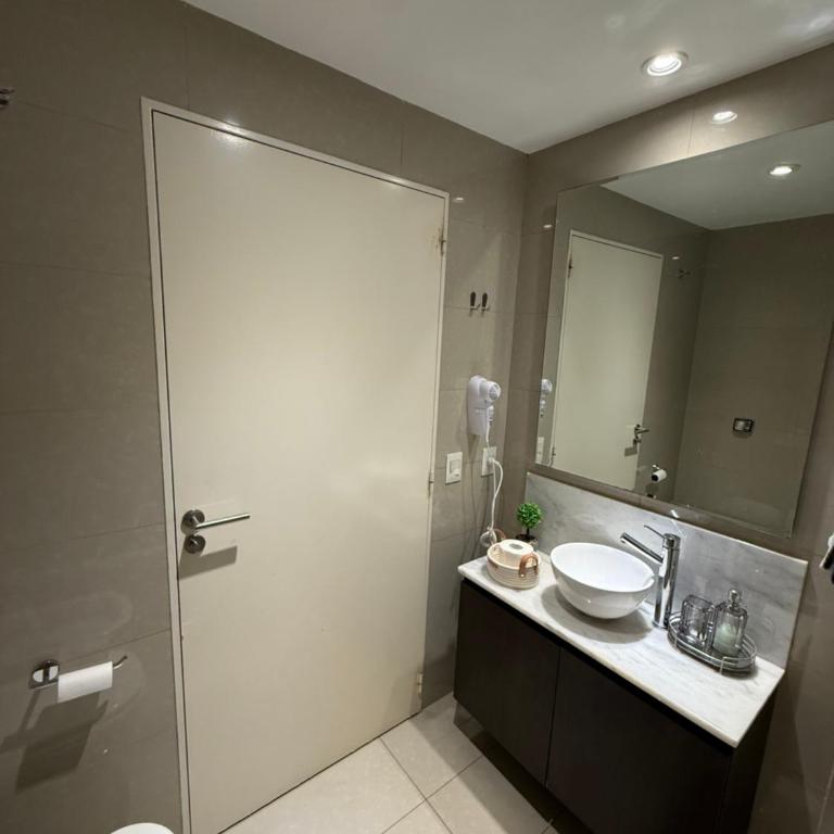 Suite Soho Con Piscina y Cochera Privada - Apartamento de 1 Dormitorio con balcón y vistas a la ciudad - 17
