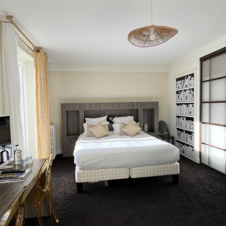 Hôtel La Réserve - Chambre Double Exécutive - 6