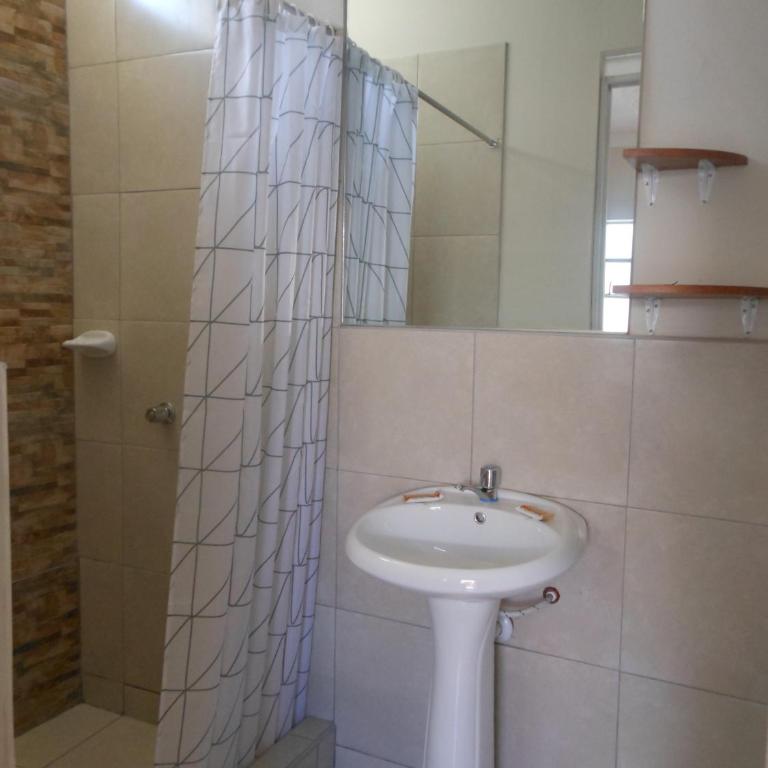 Bubamara San Lazaro - Double Room with Private Bathroom - 1