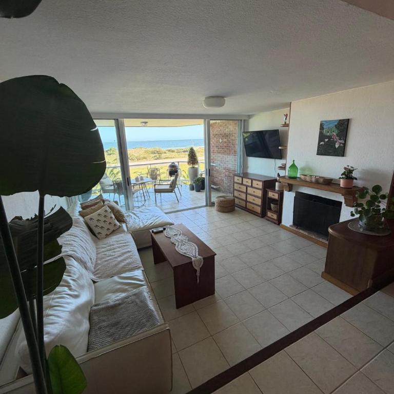 Primera Linea en la Brava, Vista Panorámica - Three-Bedroom Apartment - 5