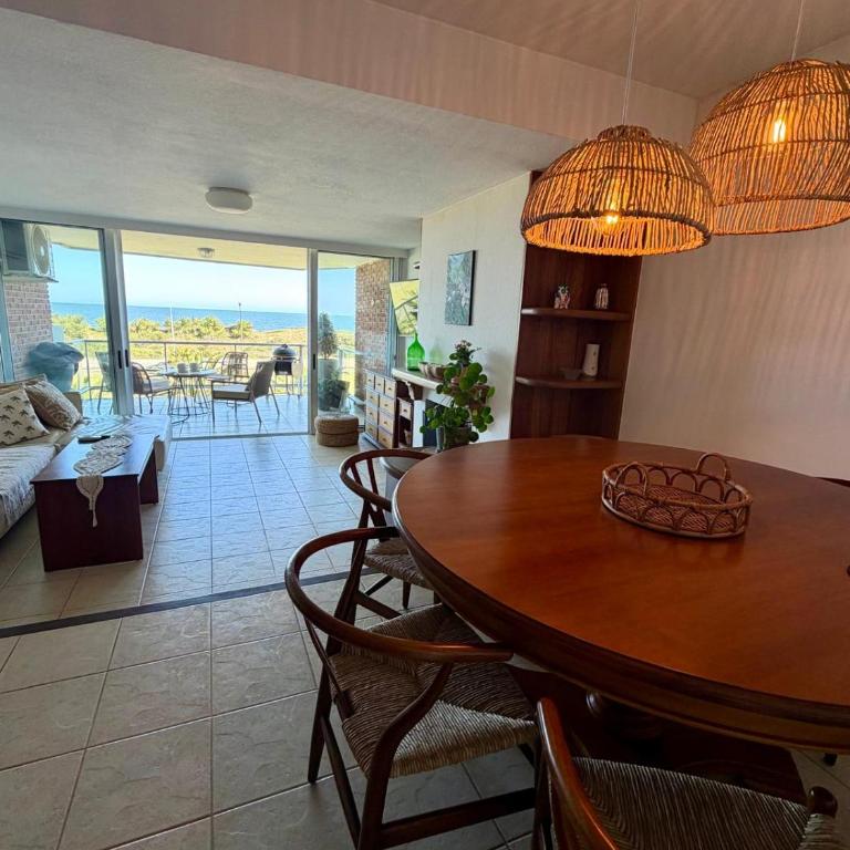 Primera Linea en la Brava, Vista Panorámica - Three-Bedroom Apartment - 7