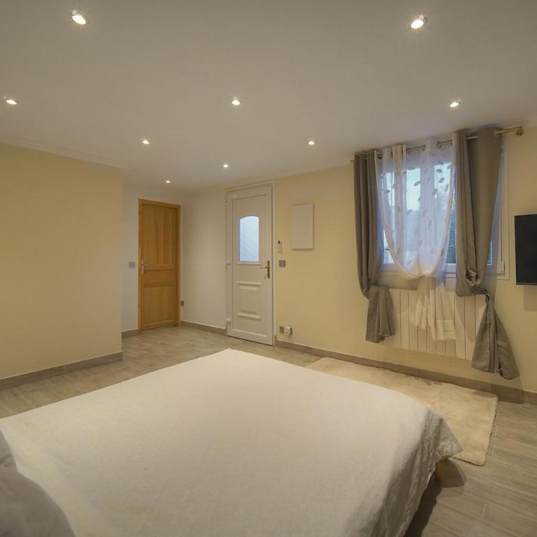 FRGK Villa Contemporaine Studio Indépendant Piscine, Calme Vue Dégagée - Villa 3 Chambres - 10
