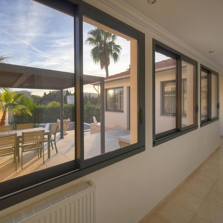 FRGK Villa Contemporaine Studio Indépendant Piscine, Calme Vue Dégagée - Villa 3 Chambres - 12