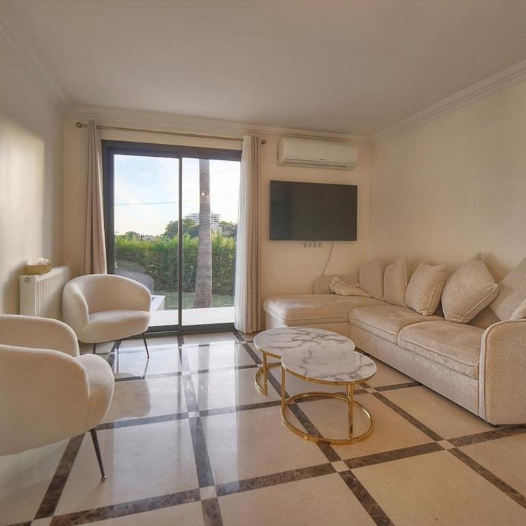 FRGK Villa Contemporaine Studio Indépendant Piscine, Calme Vue Dégagée - Villa 3 Chambres - 18