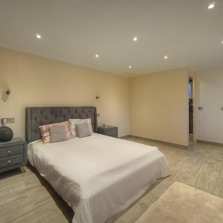 FRGK Villa Contemporaine Studio Indépendant Piscine, Calme Vue Dégagée - Villa 3 Chambres - 29
