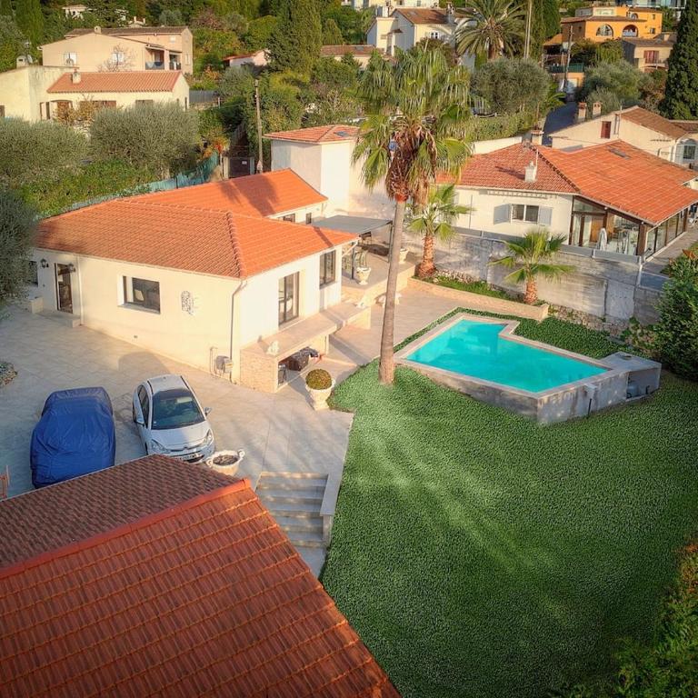 FRGK Villa Contemporaine Studio Indépendant Piscine, Calme Vue Dégagée - Villa 3 Chambres - 44