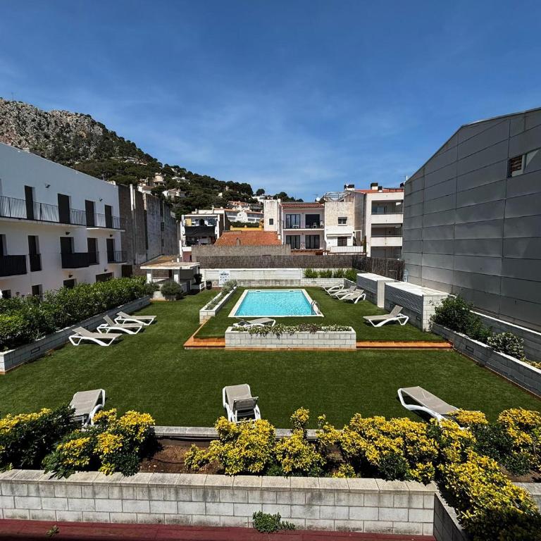 Apartamento céntrico con piscina, parking y a 200m de la playa en L'Estartit - ES-323-41 - Apartment - 27