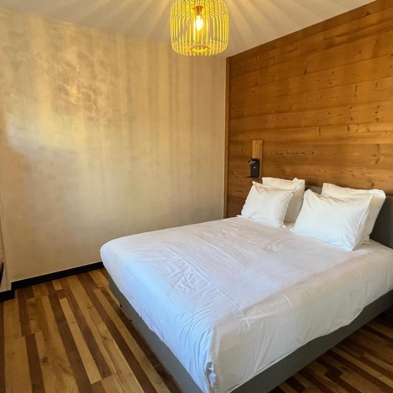 Annexe by Hôtel La Réserve - Chambre Double – Vue sur Lac - 2