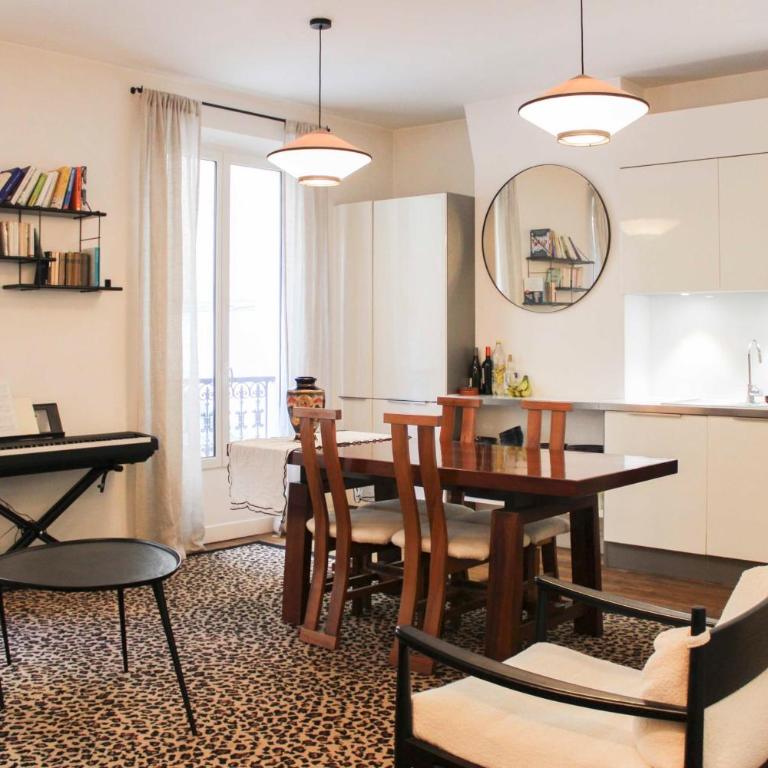 Bright apartment in the heart of Paris - Appartement - 4