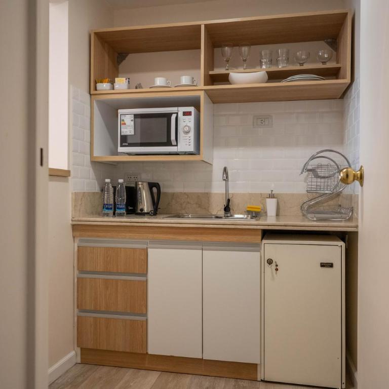 Lucania Palazzo Hotel - Apartamento Deluxe - 9