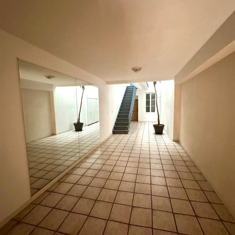 Charmant deux pièces en plein centre-ville de NARBONNE - One-Bedroom Apartment - 6