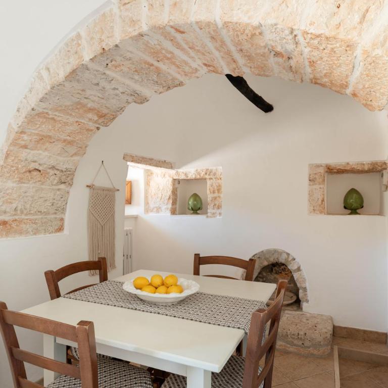 Tulipano Trullo Experience con Piscina ALBEROBELLO - Camera Quadrupla con Bagno - 7