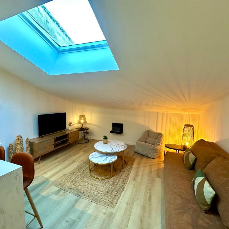 Charmant deux pièces en plein centre-ville de NARBONNE - One-Bedroom Apartment - 8
