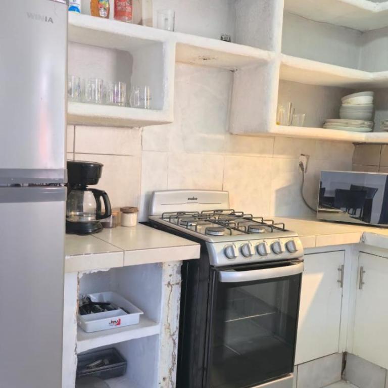 Familiar, amplio y con alberca - Apartamento de 3 dormitorios - 80