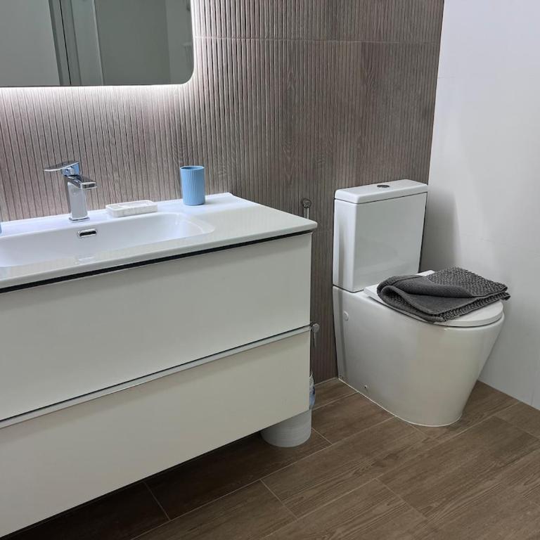 Muy céntrico, Nuevo,Teletrabajo, a 300m del mar - Two-Bedroom Apartment - 10